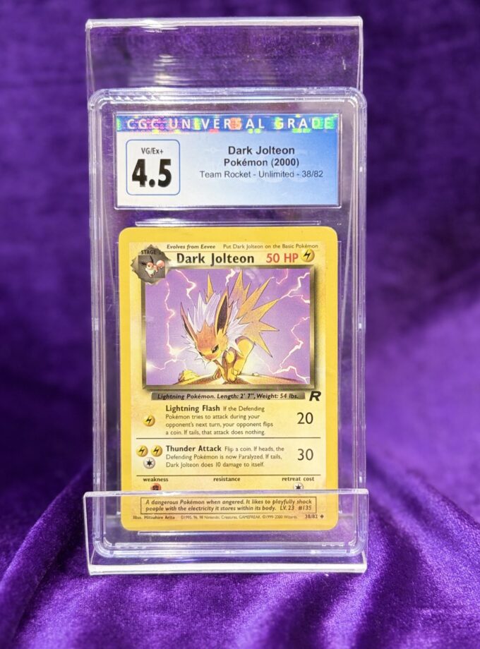 Dark Jolteon Pokemon (2000) Team Rocket - Unlimited - 38/82 CGC 4.5 VG/Ex+