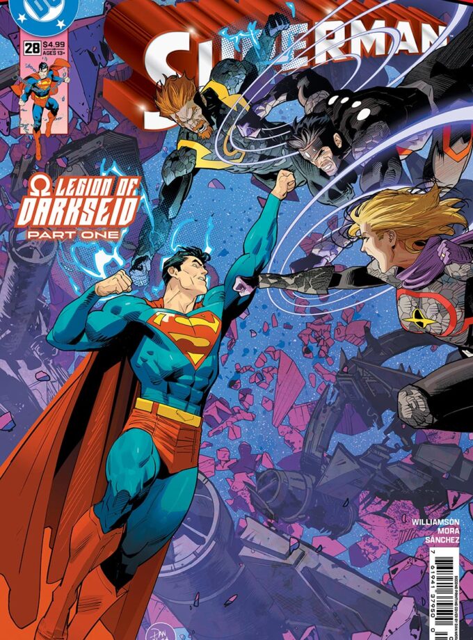 Superman #28 Dan Mora Cover Dress Variant Cover